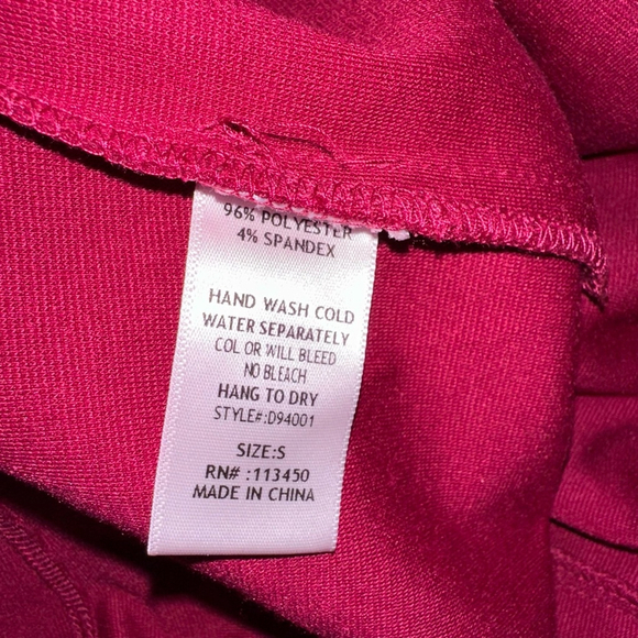 Women's Lulumari Burgundy formal party off the shoulder Dress Size S gold sequin - Picture 4 of 12